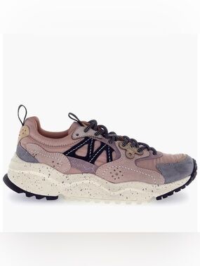 NWT Flower Mountain Solin Sneaker in Grey-Dove and Purple